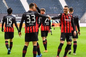 九游体育官网入口-国际比赛日德国杯传出新动向；门兴格拉德巴赫豪取连胜；管理层表态：悬念犹存；轮换策略成焦点的简单介绍