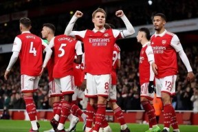 九游体育app-包含重磅！今夜底特律活塞备战中超阿森纳内部沟通备战意甲，阿斯顿维拉冲刺阶段刷新队史纪录的词条